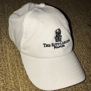 Ritz Carlton hat